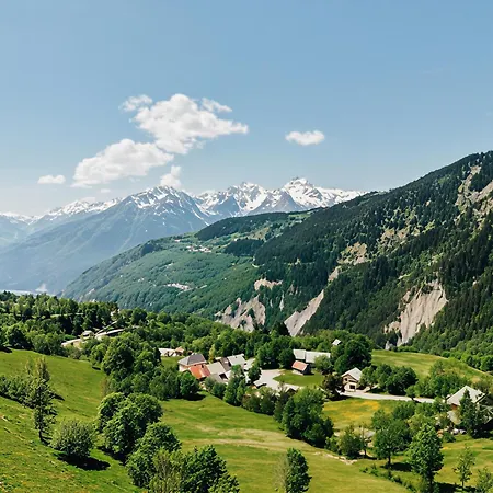 Les Super Geants Chalet *