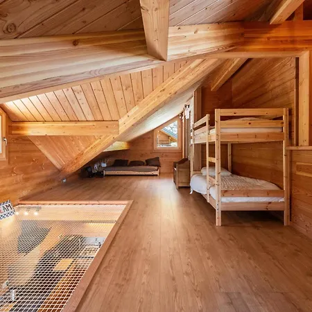 Les Super Geants Chalet